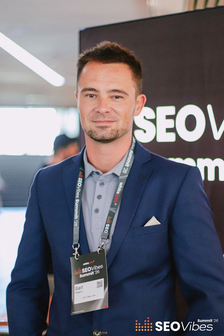 Bart Magera, founder of Mojo Links, at an SEO conference